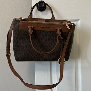 Brown Michael Kors tote